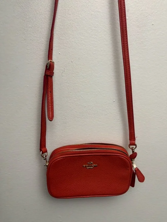 Coach Red Pebbled Leather Camera Crossbody Bag - Picture 1 of 4